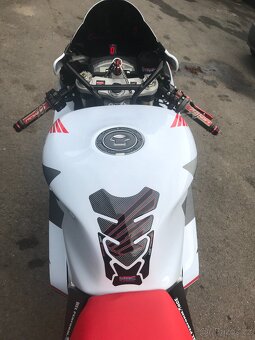 Honda VTR 1000 SP2 - 5
