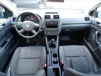 Volkswagen Golf 1,4 i KLIMA-HNED ODJÍŽDÍTE - 5