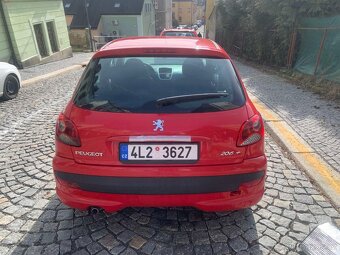 Peugeot 206+, 72000km, RV 2011, 1,4i 54kw - 5
