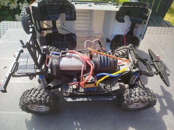 RC auto L.Rover Defender 1:10 - 5
