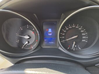 Prodám Toyota Avensis Combi 2.0D 2/2019 - 5