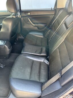 Honda Accord kombi - 5