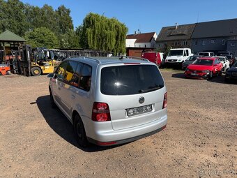 Vw Touran 1.4 Tsi 2009 - 5