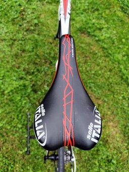 Silniční kolo Trek Madone 4.5 - 5