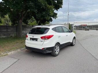 Hyundai ix35 2.0 CRDi 135 kW, automat, panoramatická střecha - 5