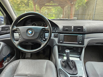 prodám BMW 525i touring - 5
