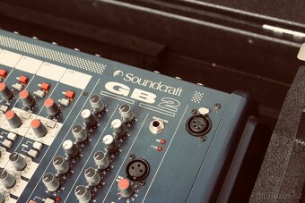 Mixážní pult Soundcraft GB2 - 5