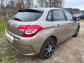 Citroen C4 1.6i 16V - 5