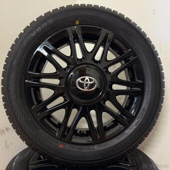 NOVÁ TOYOTA AYGO 4x100 R15 ET35+ZIMNÍ 165/60R15 8,5mm BLACK - 5