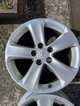 alu kola Toyota RAV4 R17 ET45 rozteč 5x114.3 - 5