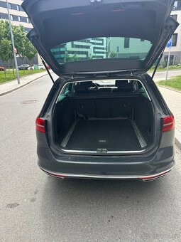 Volkswagen Passat Alltrak - 5