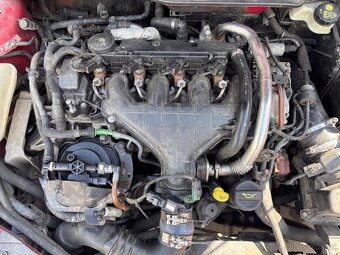 Volvo s40 2.0d 100kw 2004 - 5