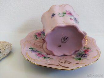 Růžový porcelán - hrneček s talířkem - 5