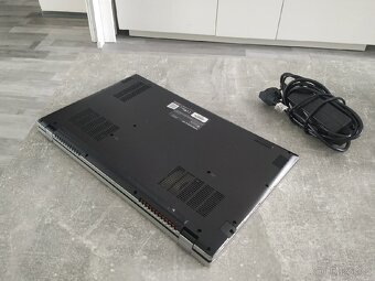 Terra Mobile 1551 (Clevo NS51MU) - 5