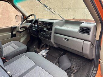 Volkswagen Transporter t4 2.4D - 5