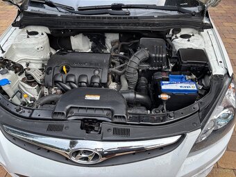 Hyundai i30 1.4i r.v11/2011 naj 79t benzin - 5