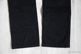 Plátěné černé kalhoty zn.Guess vel.38/40 NOVÉ - 5