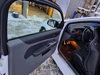 Ford Focus RS, 2.5 benzin, 2009, 224 kW - 5