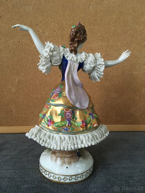 Porcelánová soška - panenka -Volkstedt - 5