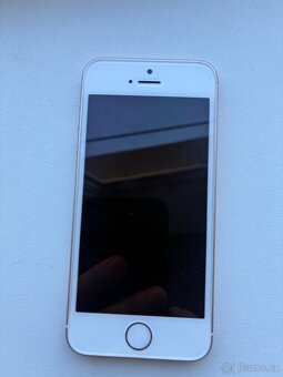 IPhone SE na díly - 5