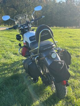 Moto Guzzi V7 Special - 5