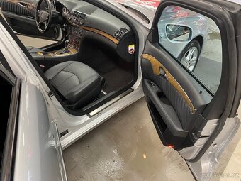 Mercedes-Benz E350 w211 - 5