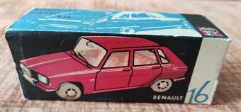 Staré autíčko na setrvačník - Renault - 5