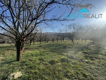 Prodej stavebního pozemku, 4380 m2 - Suchov, ev.č. 01043 - 5
