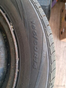 Pneu 185/60 R 14 - 5