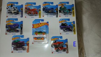 Hot wheels 5 x 10 ks - cena je za 1 sestavu dle fotek - 5