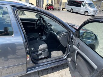 Škoda Octavia 1.8 TSI - 5