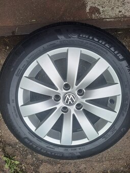 Alu kola 5x112 originál VW 205/55 R16 - 5