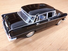 Opel Kapitan P2 1959 1:18 REVELL - 5