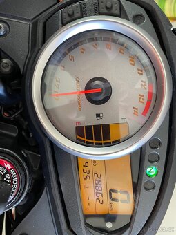 Kawasaki Z750 - 5