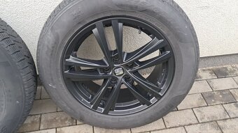 Prodám original zimní alukola seat tarraco 215 65 17 5x112 - 5