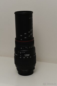 Sigma 70-300mm F4-5.6 APO MACRO pro Nikon - 5