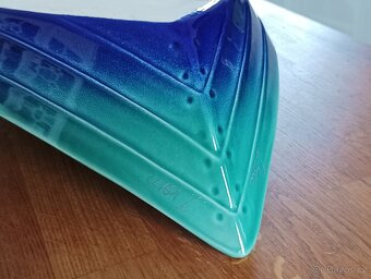 MODERNÍ KAMENINOVÁ MÍSA VE TVARU LODI APOLIA BRETAGNE - 5