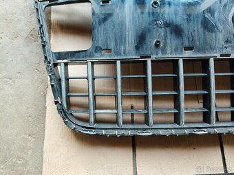 Audi grill sline Q7 4L nepoškozený - 5