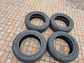 Goodyear Efficiencygrip 195/60 r16 - 5
