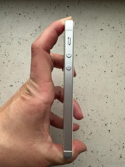 Apple iPhone SE silver 32GB - 5