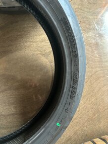 Slicky Dunlop Kr106 120/70R17 a KR108 195/65R17 - 5