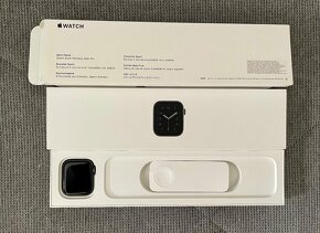 Apple Watch SE 44mm - 5