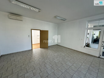 Pronájem obchodních prostor 42m2, Hradská, Humpolec - 5