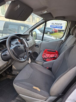 Opel Vivaro 2.0 CDti - 5