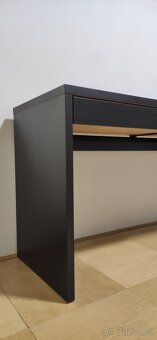 Stůl Micke Ikea v top stavu - 5