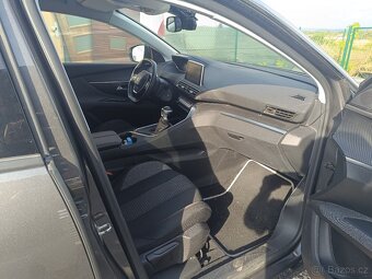 Peugeot 5008 - 5