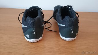 Atletické tretry Nike Zoom Rival Multi, vel. EUR 40 - 5
