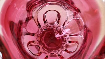 STARÁ VÁZA HUTNÍ SKLO. TOP STAV. - 5