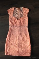 Lososové minišaty River Island - 5