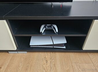 PlayStation 5 Slim digital 1Tb Fortnite + EA Sports FC 26 - 5